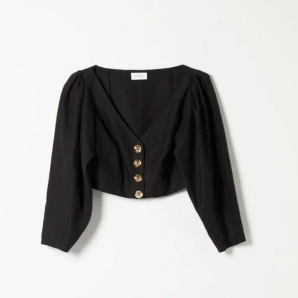 WhoWhatWear Black Cropped Top